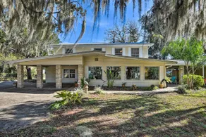 St Johns River Canal Home w/ Grill! - Image 2