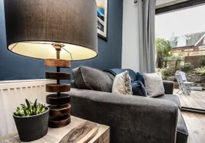East Road Apartment - Image 4