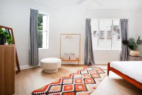 Incredible Beachside Location 4 Bed Apartment - Image 5