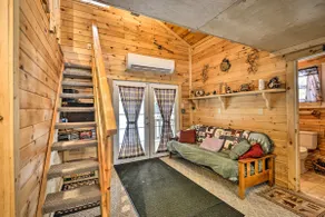 Pet-Friendly Brantingham Cabin by ATV Trails - Image 4