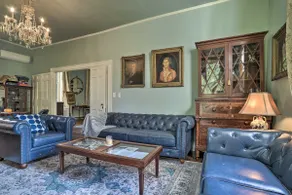 Historic Warrenton Home w/ Patio & Hot Tub! - Image 5