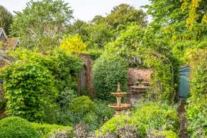 Extraordinary 15th Century timber framed cottage in famous Medieval village - The Tryst - Image 3