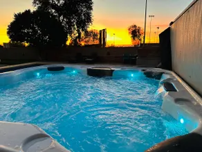 Stadium Walk, Pool & Spa Home - Image 2