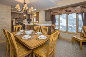 Ski-in/out condo with beautiful views & shared fitness center/pool/hot tub - Shoshone Ski-In/Out - Image 4