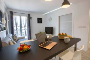 Cozy Tropez - Image 5