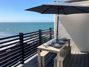 Sandpipers-Luxury Beachfront in Ventnor - Image 4
