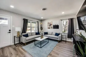 Modern Pet-Friendly Home Near Stockyards+Downtown - Image 2