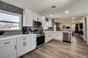 Modern Pet-Friendly Home Near Stockyards+Downtown - Image 3