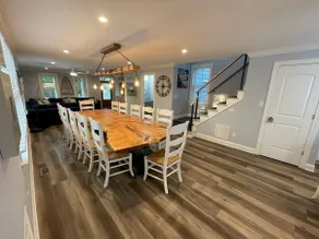 5 Bed, 4.5 bath, pool, pet friendly, all new - Image 3