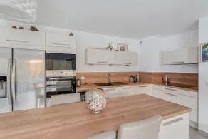 Le Luciani – Apartment facing the sea - Image 3