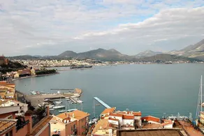 Casa Belvedere vista mare nel centro storico - Image 2
