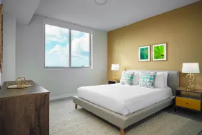 One Bdrm Penthouse With Bay & City Views! Miami - Image 5