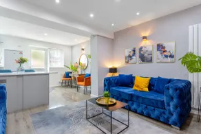 Family Haven 5 min to City Centre + 2 free parking - Image 2