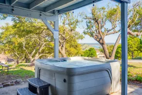 Tequila Sunrise hot tub lake view firepit pool - Image 2