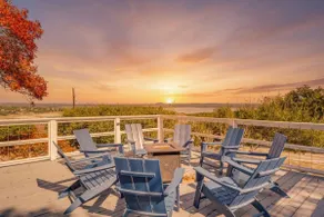 Tequila Sunrise hot tub lake view firepit pool - Image 3