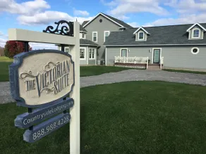 Luxury Suite on Millionaire Lane in Berlin Ohio's Amish Country - Image 2