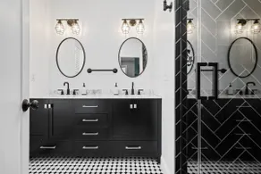 Luxurious Design | Easy Access to Downtown Pittsburgh | Sleeps 4 - Image 5