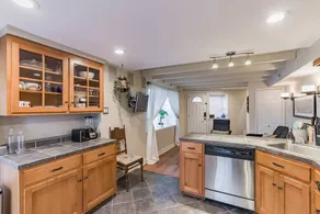 Cute 1 bedroom home near Art Museum. - Image 4