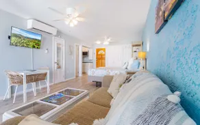 Walk to Beach! Renovated Studio@Sapphire Village! - Image 5
