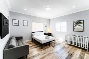 Sleeps 16 Huge Home By Disneyland & Beaches - Image 2
