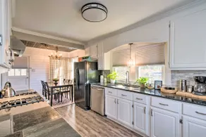 Modern Florence Getaway w/ Patio & Grill! - Image 2