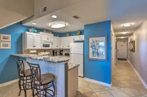 Steps to Sand! Miramar Unit w/ Pool, Tennis & More - Image 4