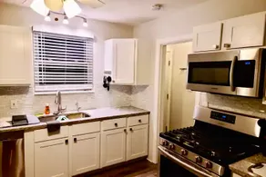 Adorable 3 bedroom with large backyard great for family fun - Image 2