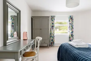 Cove Lodge - Image 3