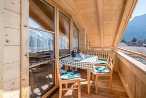 Holiday Apartment \"Susi\" in a New Building with View of the Zugspitze, 2 Balconies & Wi-Fi - Image 4