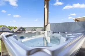 Westview - Indoor pool & lake views - Image 5