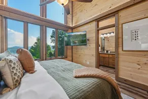 Luxe & Scenic Escape: Hot Tub ~ Breathtaking Views - Image 5