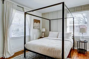Central Location, Stylish & Comfortable - Image 5