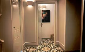 Romanov Apartment - Image 2