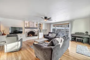 Huge 5 bedroom house close to everything! - Image 2