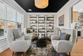 Apollo House | Luxury Retreat in Rogers. Sleeps 11 - Image 2