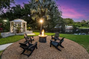 Amazing 8BR w Pool Lake ViewTons of Amenities - Image 2
