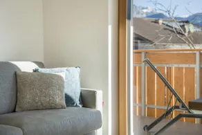 sunny apartment sunrise - Image 2