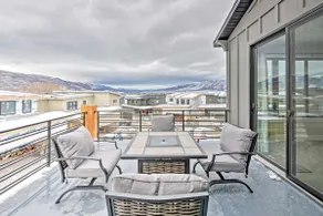 Newly-Built Lakeside Gem w/ Community Perks! - Image 3