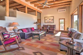 Santa Fe Sanctuary with Views at Every Turn - Image 4