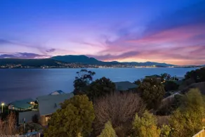 Oceana Escape panoramic views luxury and space - Image 2
