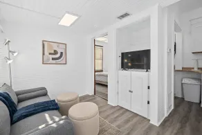 Old Mission Guest Suite - Charming Apartment, 15 Min Walk to Downtown! - Image 5