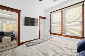 Old Mission Guest Suite - Charming Apartment, 15 Min Walk to Downtown! - Image 2