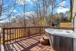 Ski,Hike,Relax Retreat W/private hot tub. - Image 2