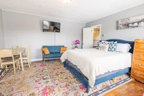 Charming French Studio Apartment - Image 2