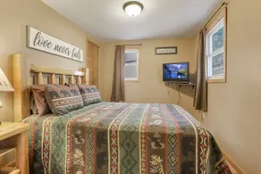 The Love Shack (Hocking Hills Area) - Image 3