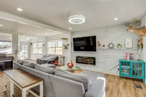 Waterfront Retreat w/ Dock on Lake Tawakoni! - Image 4