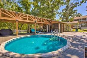 Waterfront Retreat w/ Dock on Lake Tawakoni! - Image 3