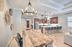 Coastal Naples Getaway ~ 2 Mi to Beaches! - Image 2