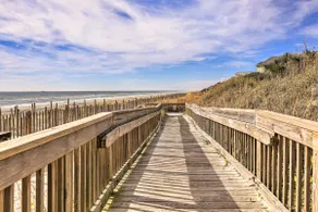 Emerald Isle Condo w/ Indoor Pool & Beach Access! - Image 3