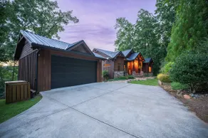 Heights Haven Lodge - Image 2